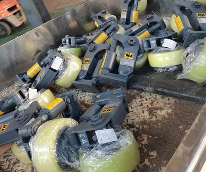 山東礦安重工一批滾輪罐耳發(fā)往新黑龍江雞西