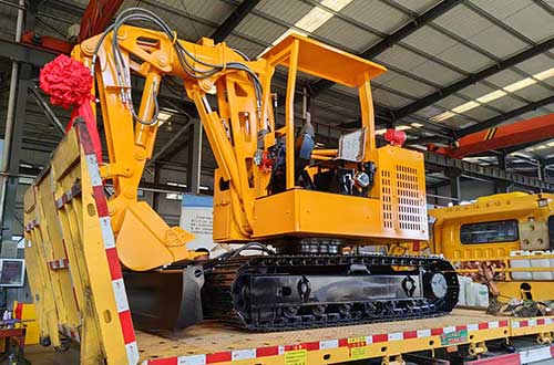 山東東礦安重工有限公司生產(chǎn)的履帶式挖掘機(jī)發(fā)貨 